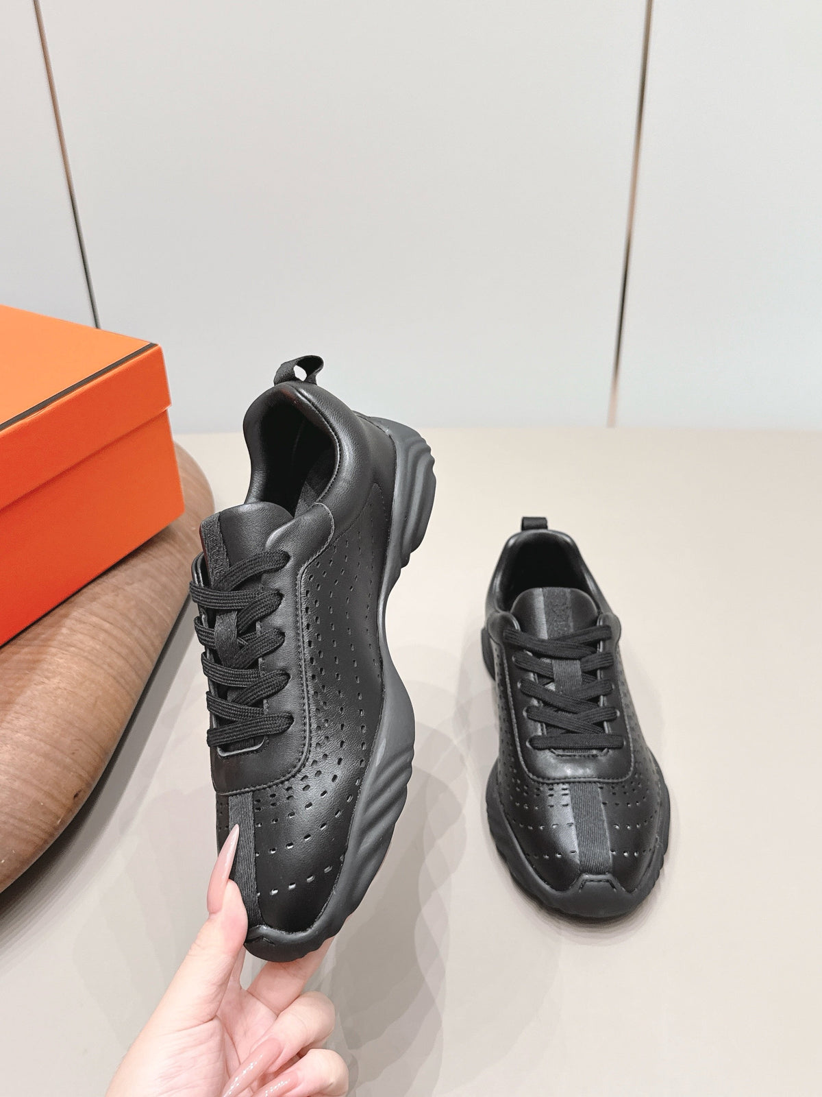 HM 26S Trail Sneakers White Perforated Calfskin (Copy)