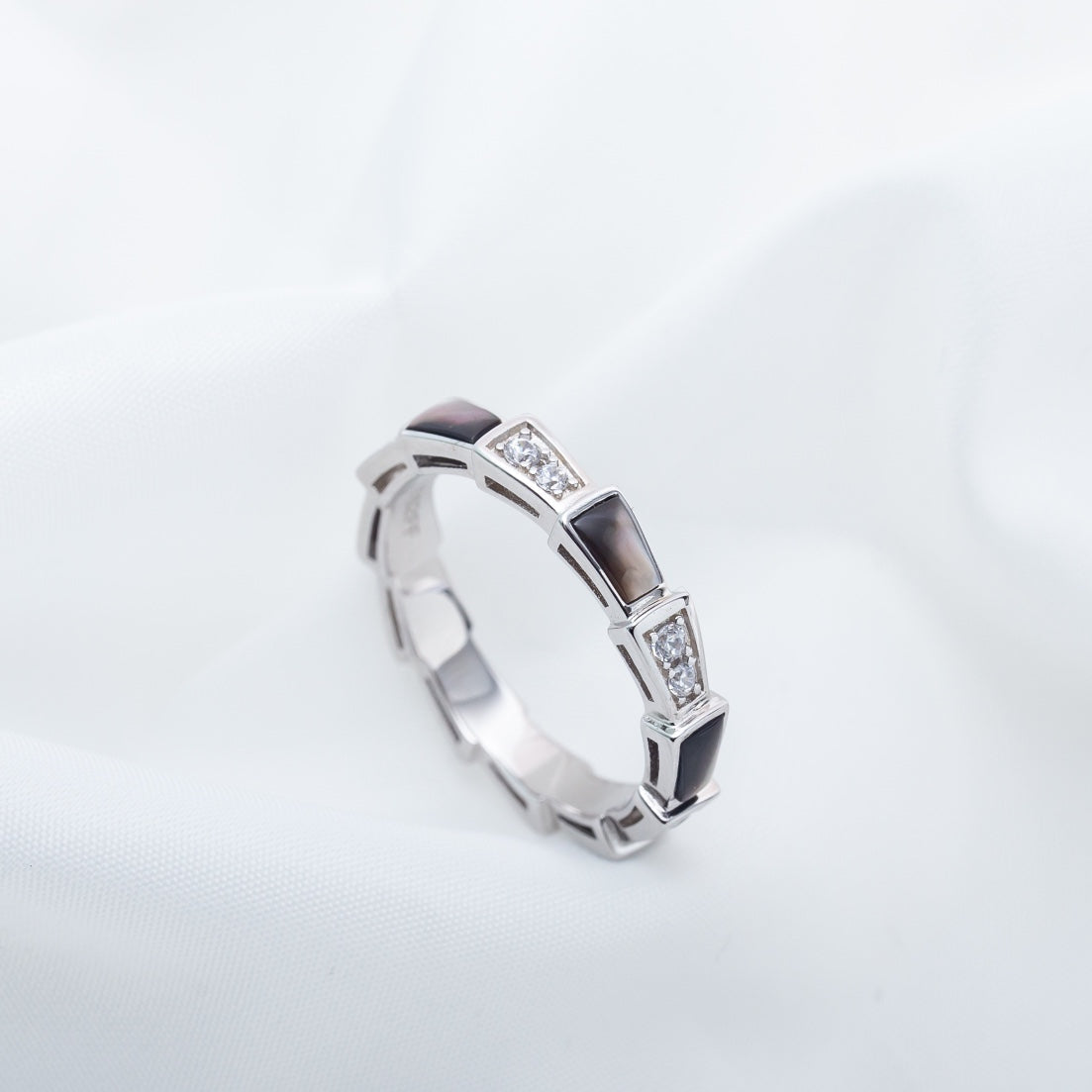 SERPENTI RING SILVER DIAMOND BLACK MOP 3MM