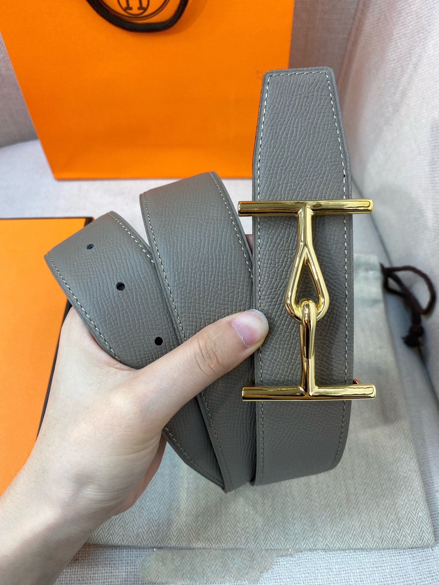 H JUMBO BELT 40MM GOLD BUCKLE BLACK TAUPE LEATHER