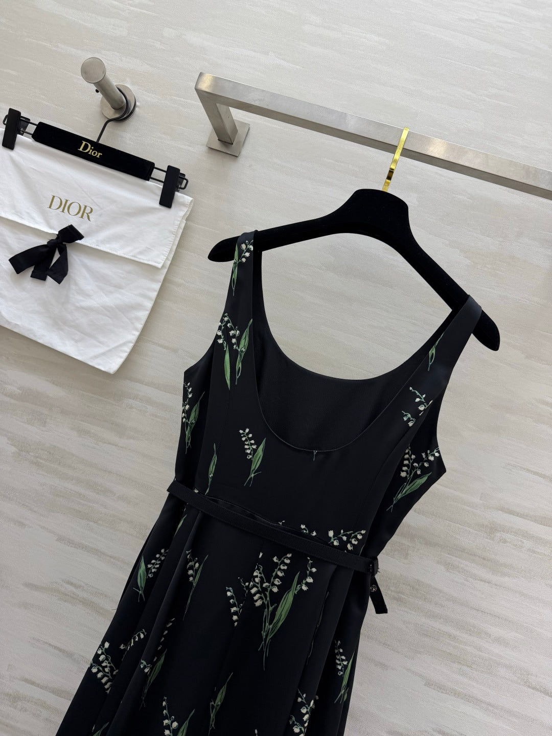 CD 26 Lily of the Valley Print Slip Dress Black in Mulberry Silk 384745