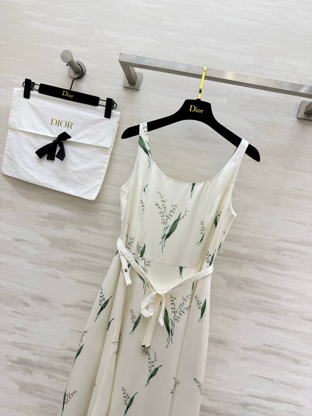 CD 26 Lily of the Valley Print Slip Dress White in Mulberry Silk 384743