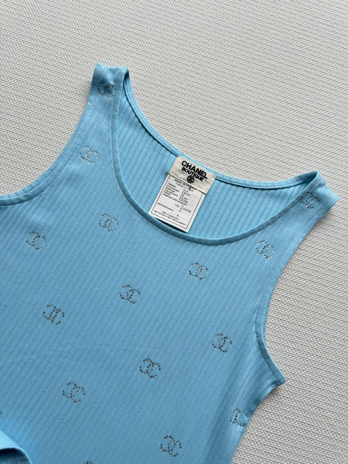 CC Round Neck Vest Blue in Cotton 387732
