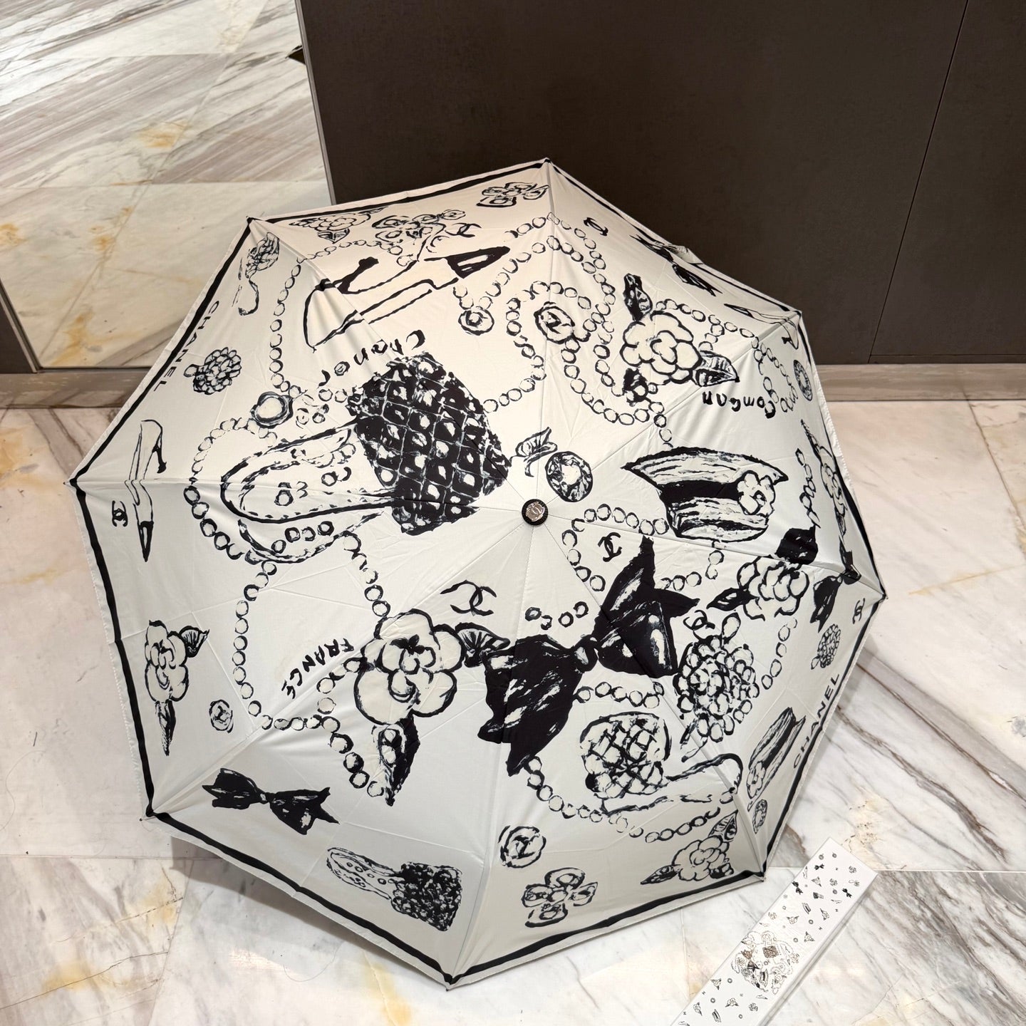 CC Umbrella 23