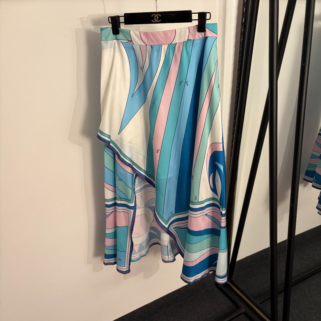 Pucci Color-blocked Printed Vest Top + irregular Slit High-waisted Skirt in 454900
