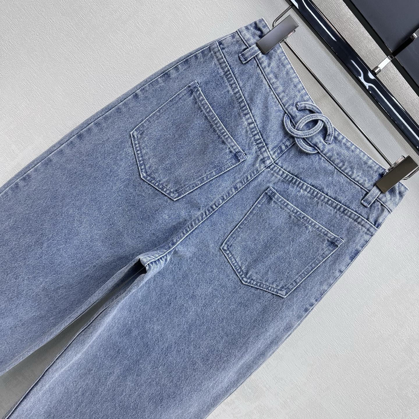 CC 26 Fringe-Edge Denim Pants Blue in Cotton 389540