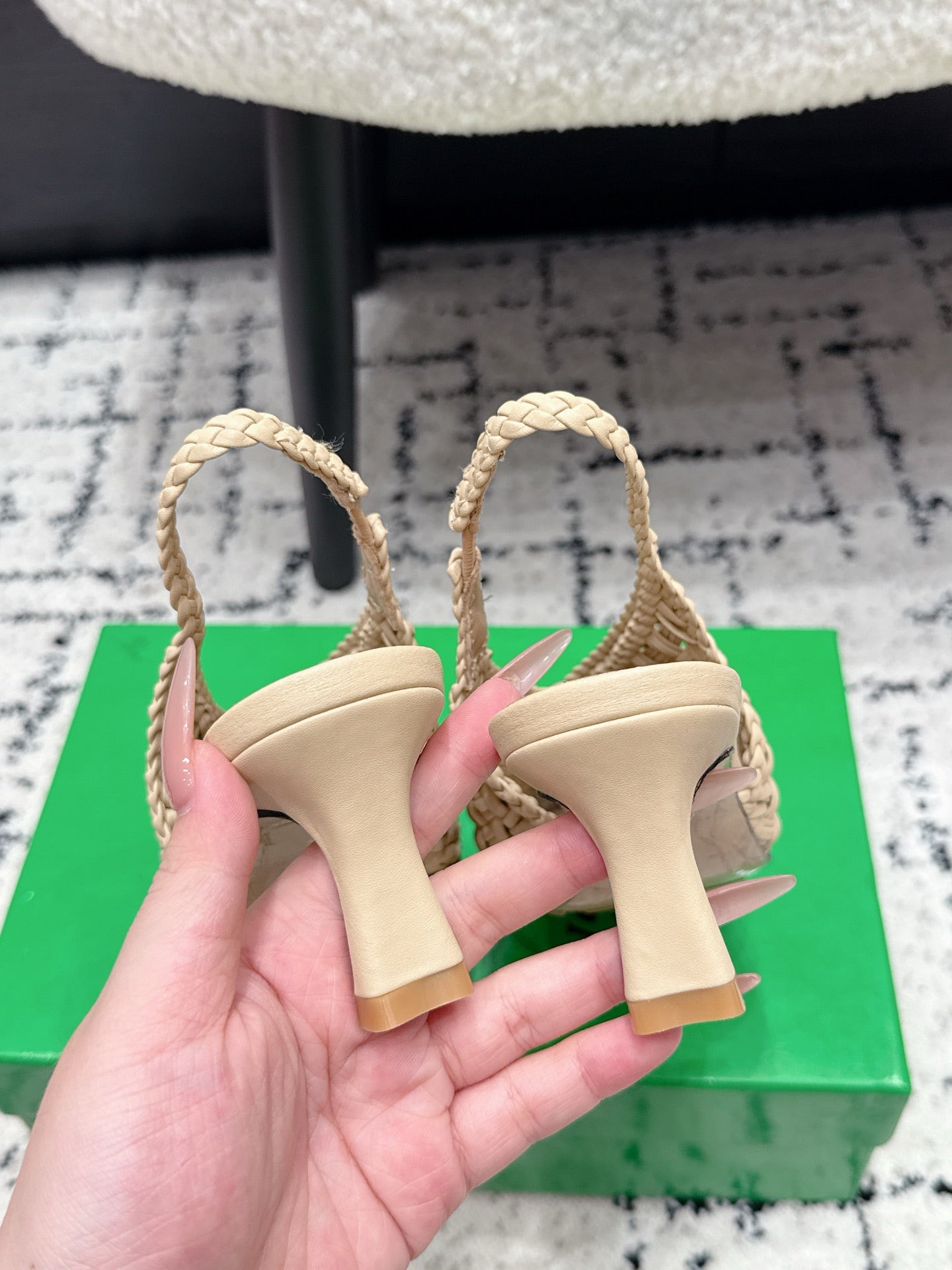 BV 26ss Intrecciato Slingback Heels 5.5cm Begie Woven Leather 858419