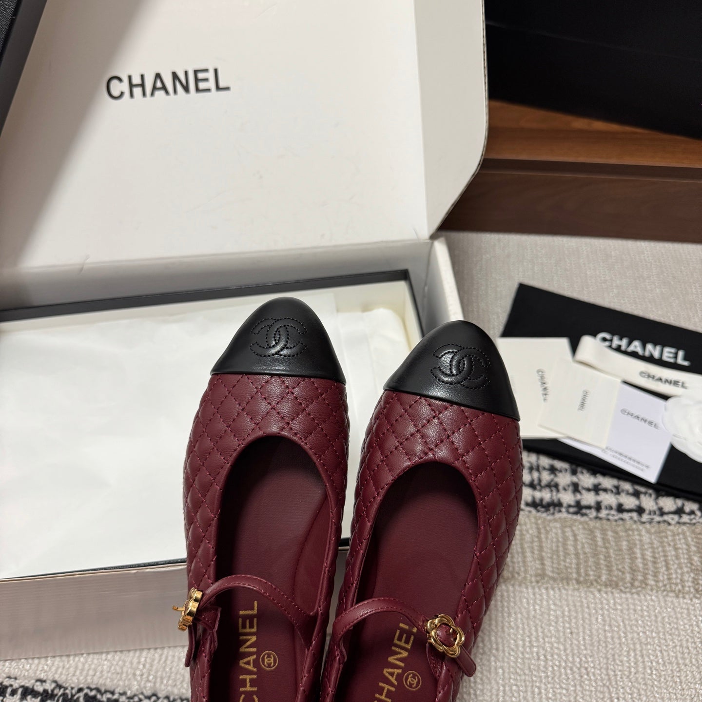 CC 25SS Mary Jane Quilted Burgundy Black Lambskin Leather 862427