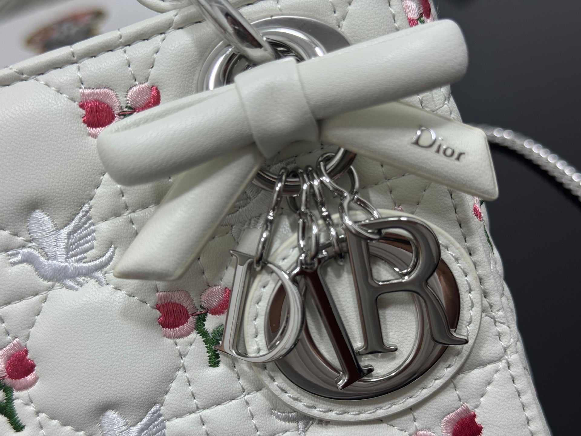 CD Mini Lady Dior 17cm White Embroidered Cowhide Leather SHW 158728