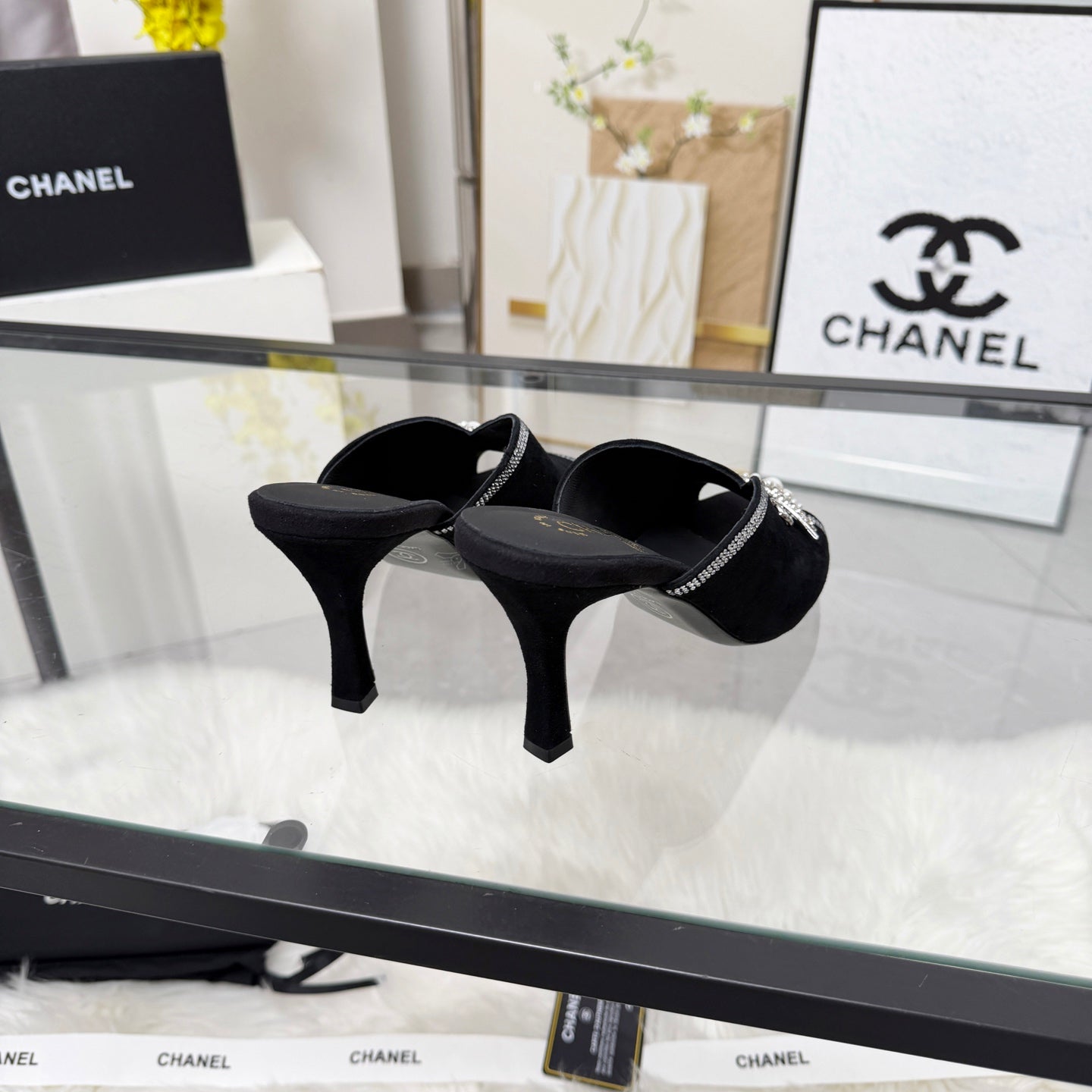 CC Star Brooch Mules Black Cashmere Leather 872824