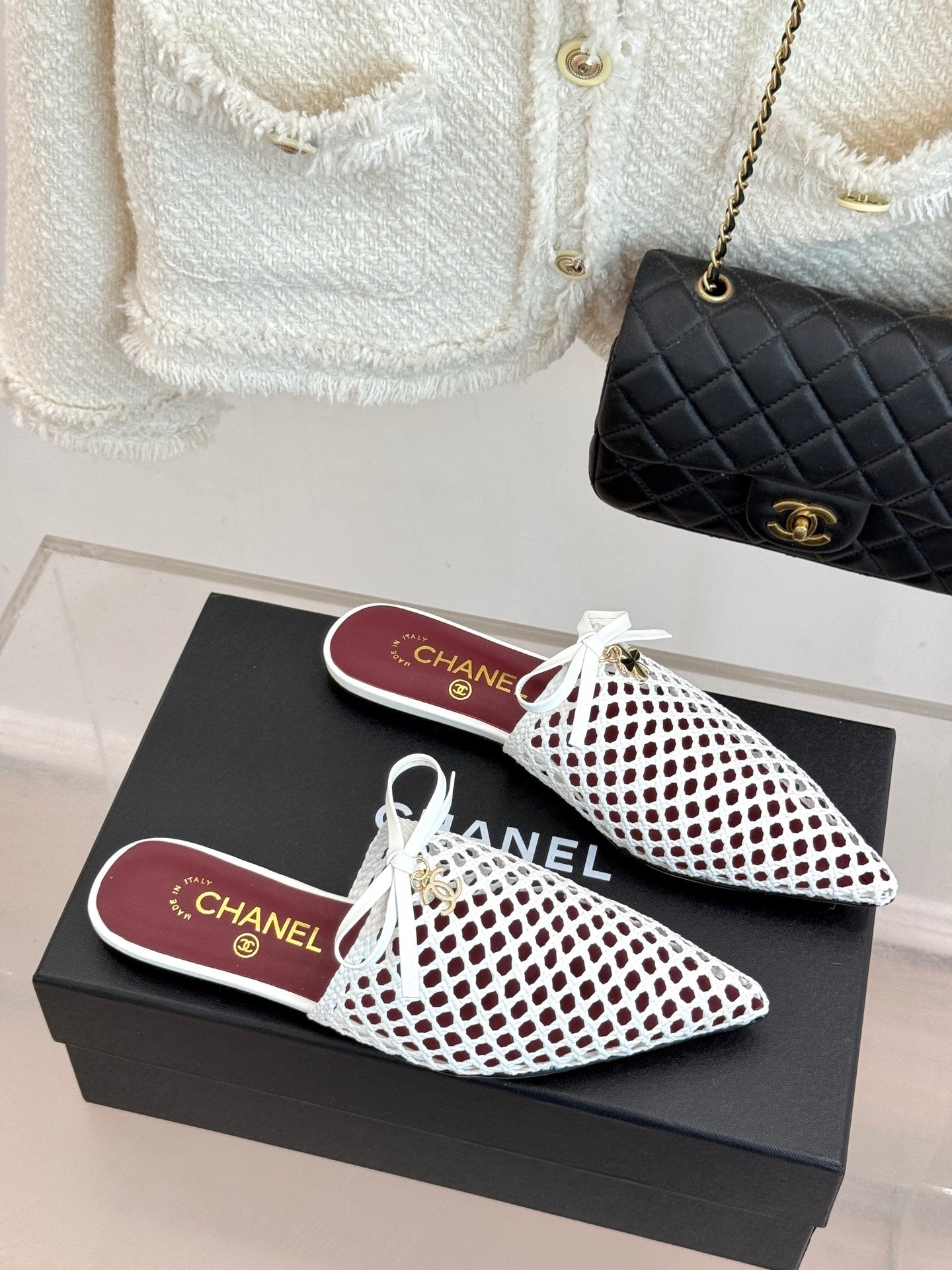 CC 26A Bow Pointed-Toe Mules White Leather 887973