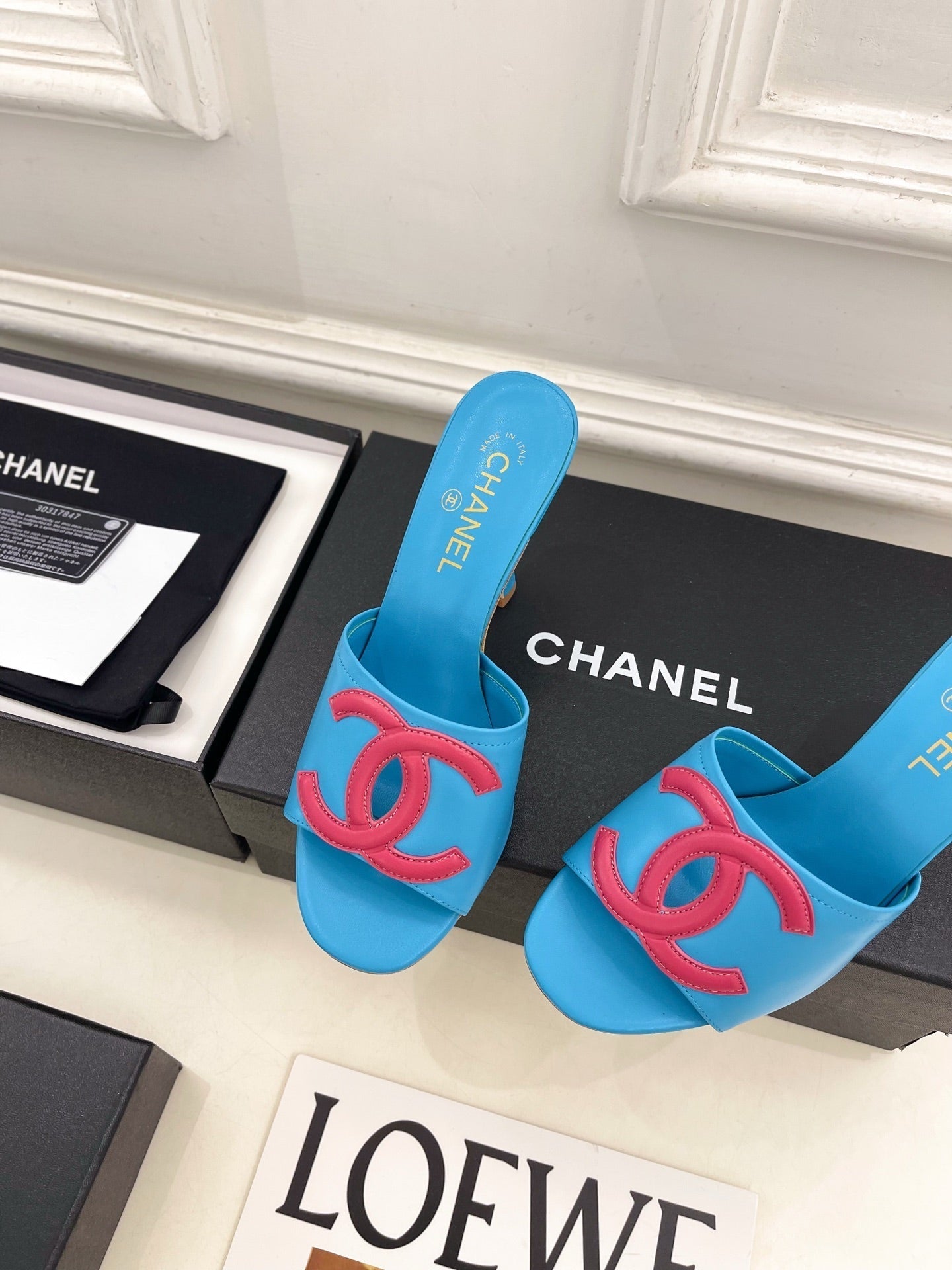 CC Double C Mules 9.5cm Blue Pink Leather 891680