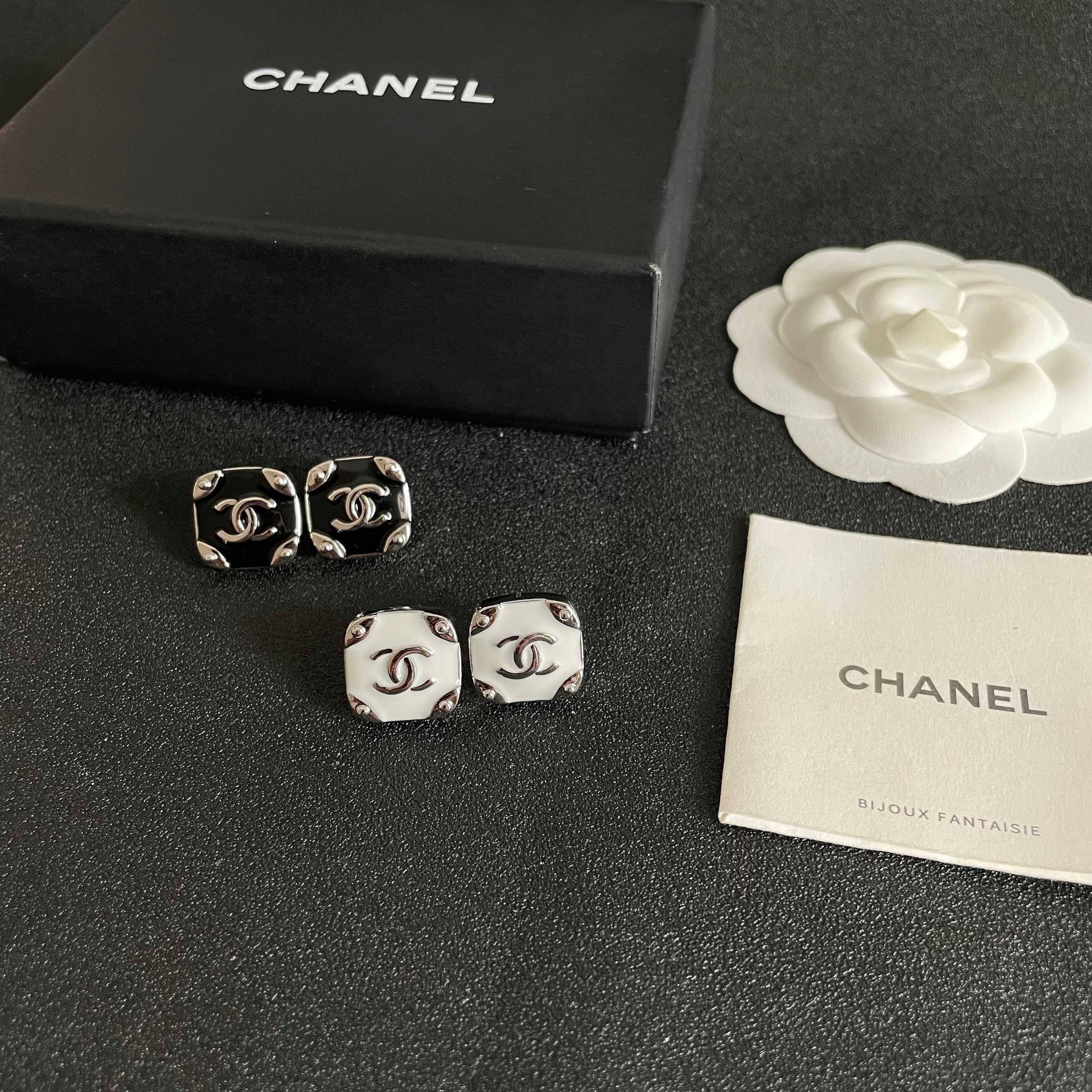 CC Square Stud Earrings 659639