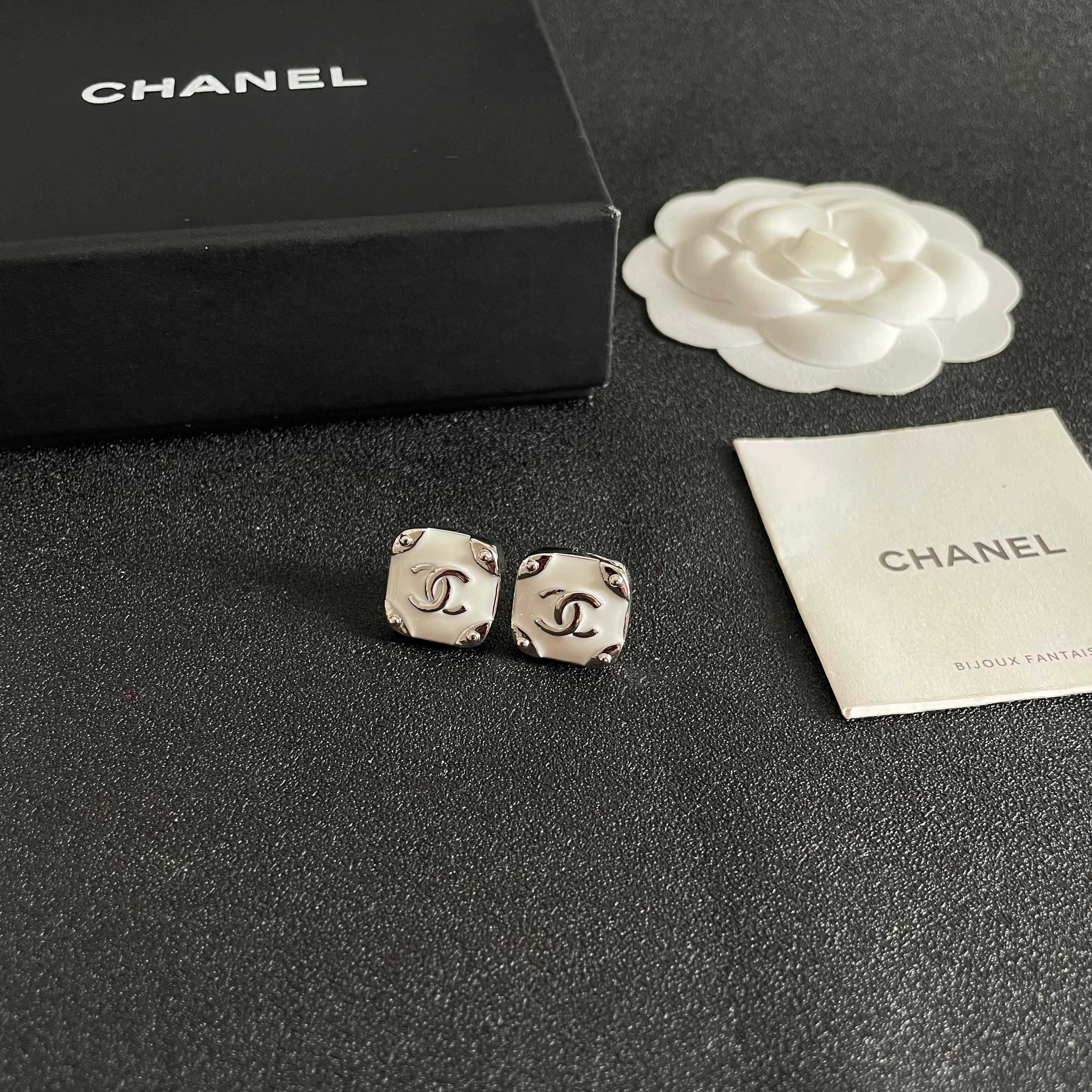 CC Square Stud Earrings 659639