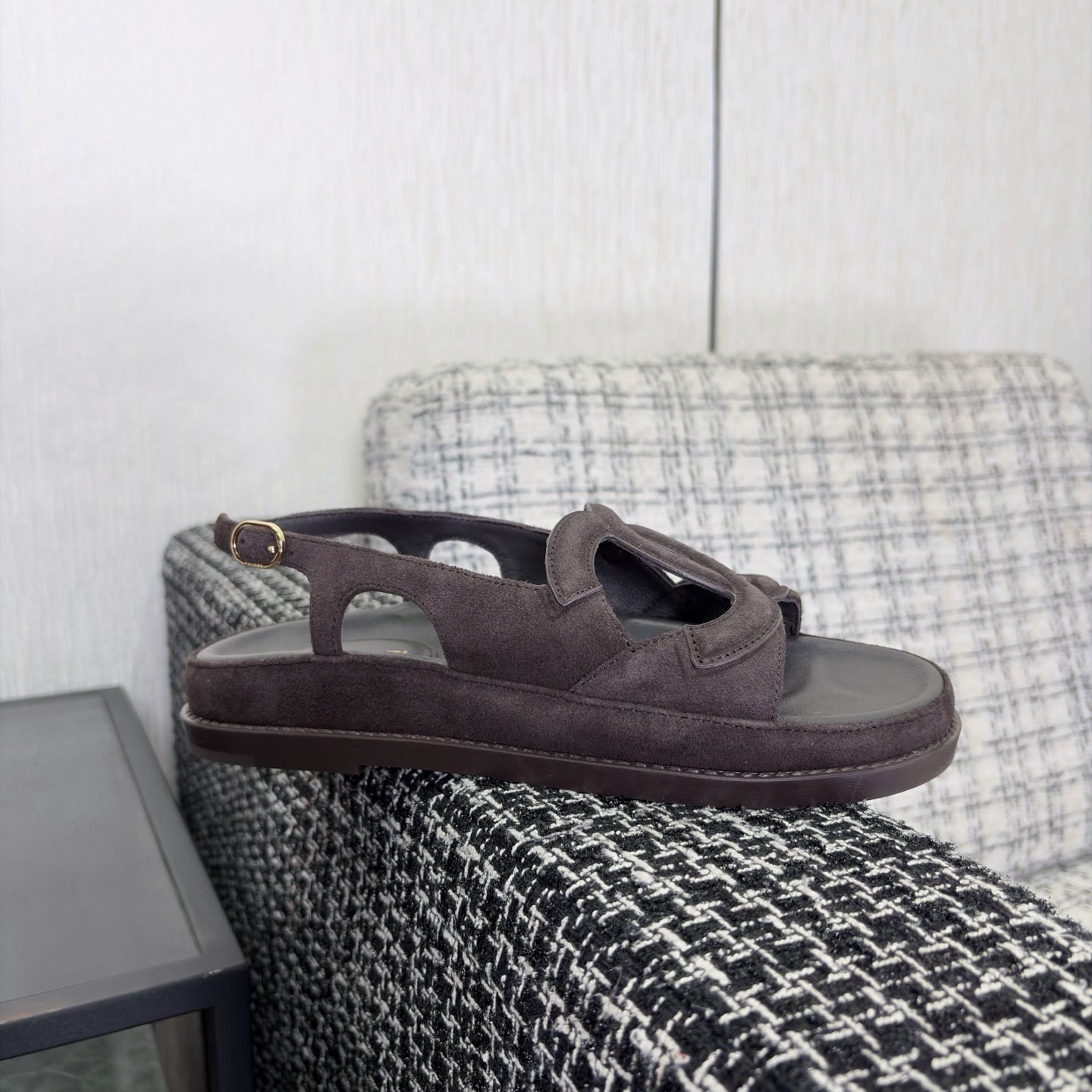 CC Sandals Chocolate Suede Leather 935910