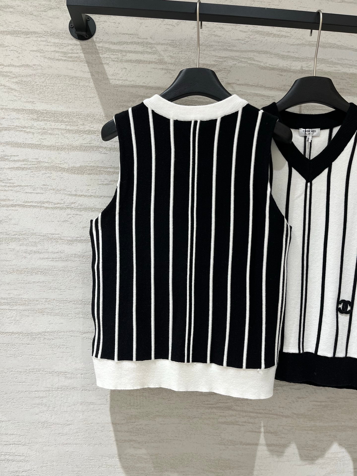 CC Striped Knit Vest 758890
