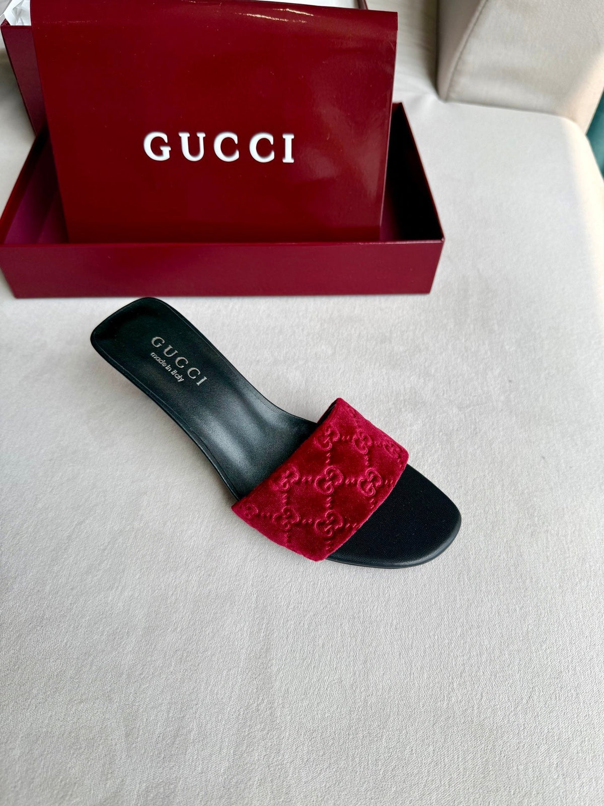 Gucci 26s Slide Sandals 5.5cm Dark Red Velvet