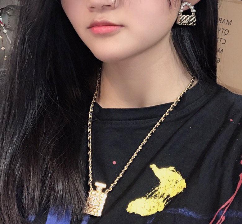 Chanel Pearl Quilted Flap Bag Earrings