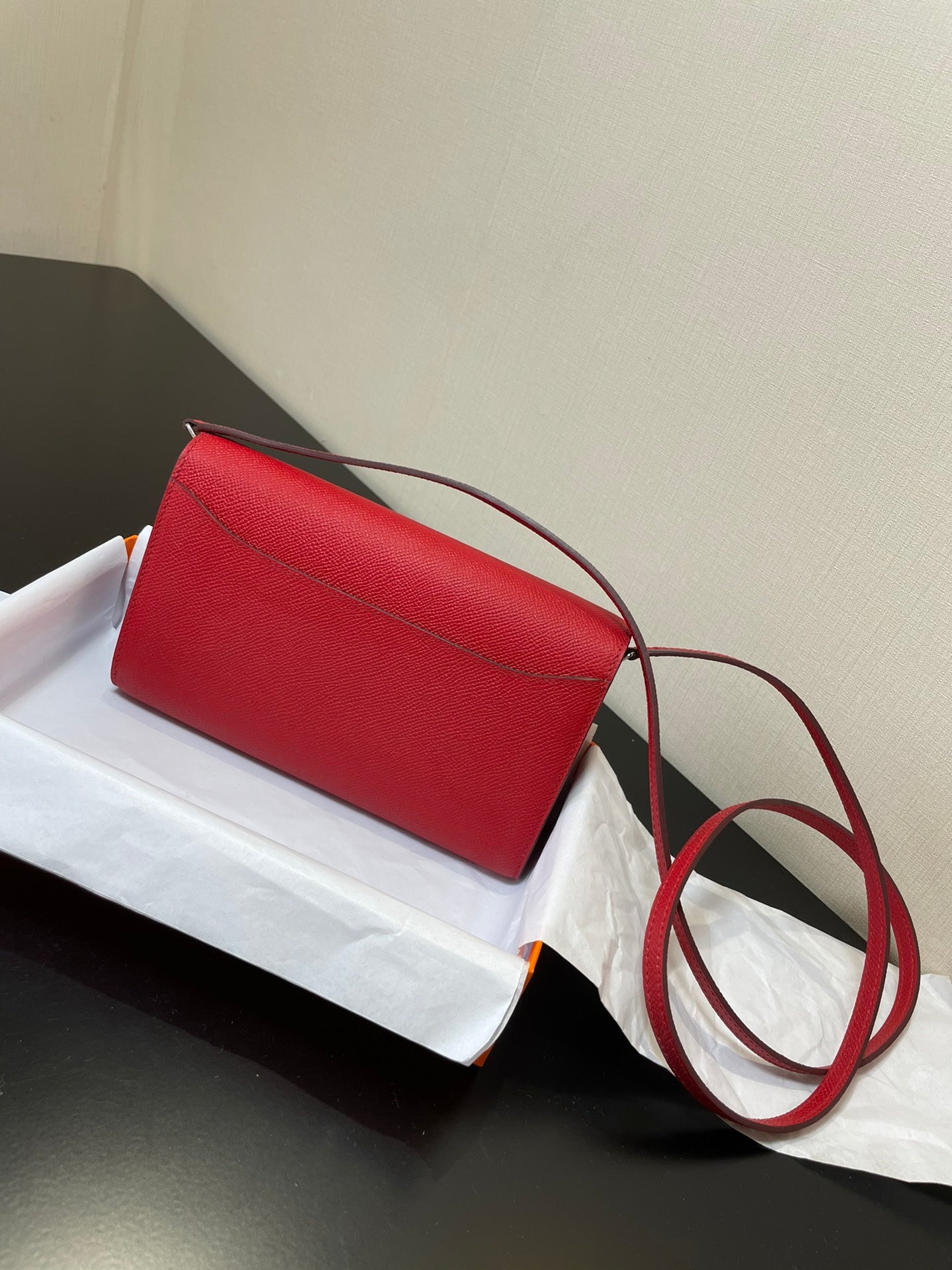 CONSTANCE TO GO 20.5 RED EPSOM SILVER HARDWARE