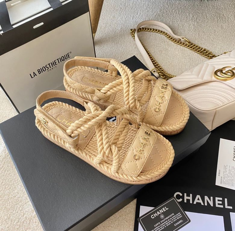 CC 26s Sandals Beige Fabric Calfskin 140027