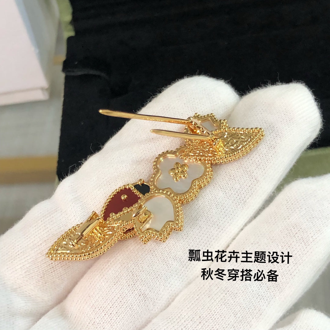 VCA Lucky Spring Brooch