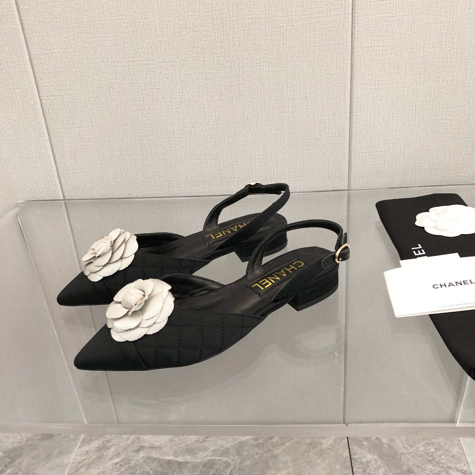 CC 25C 2CM Slingback Flats Black White Fabric 213237