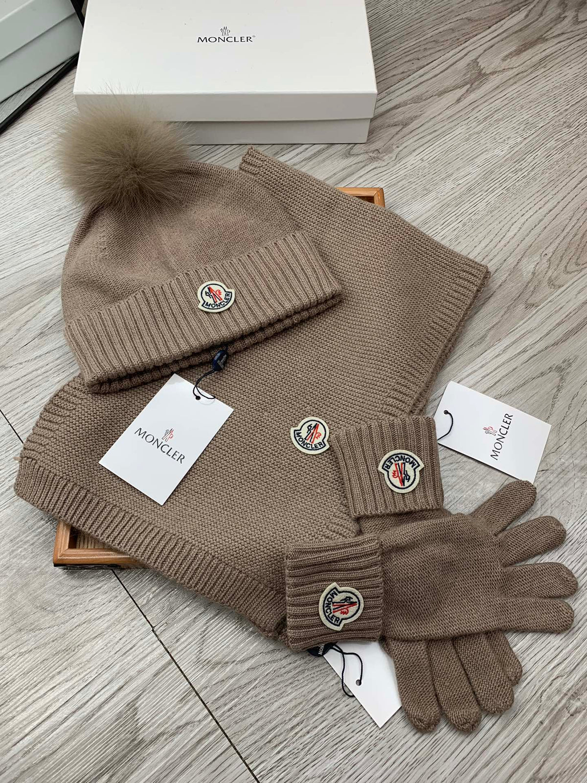 Moncler Hat Scarf Gloves Set Black Knit Fur 475098