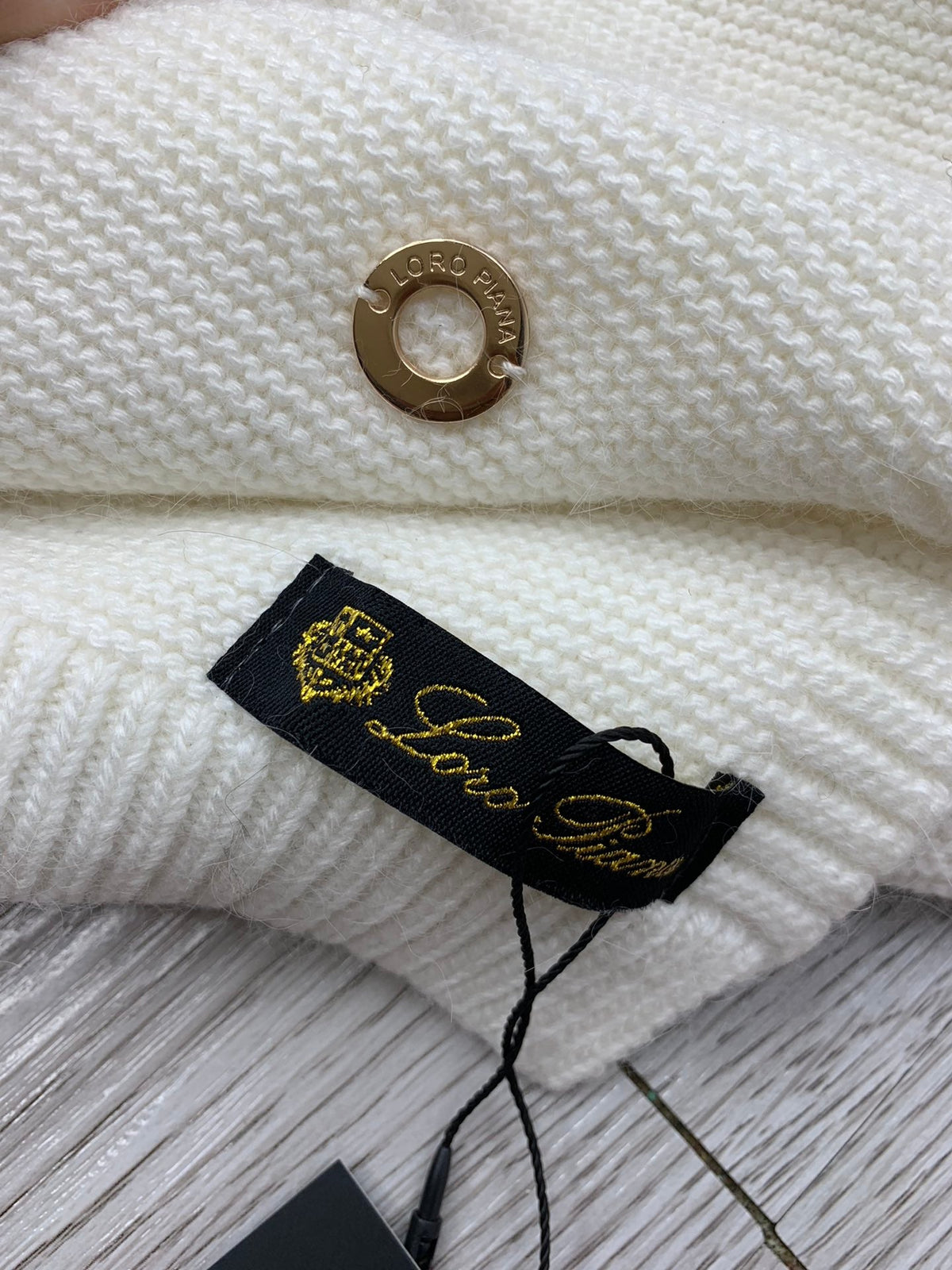 Loro Piana Hat Scarf Gloves Set White Knit Fur 475087