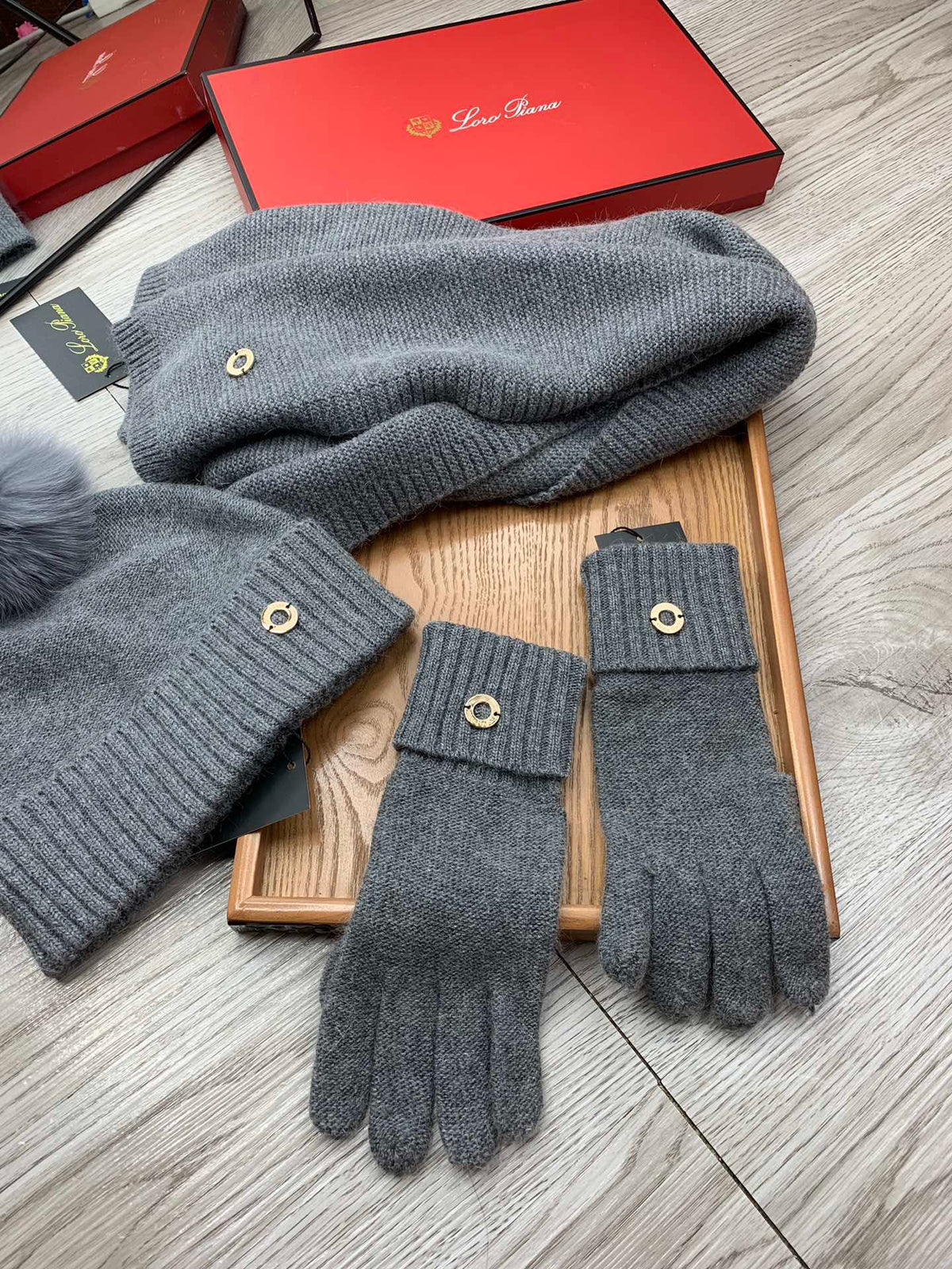Loro Piana Hat Scarf Gloves Set Gray Knit Fur 475086