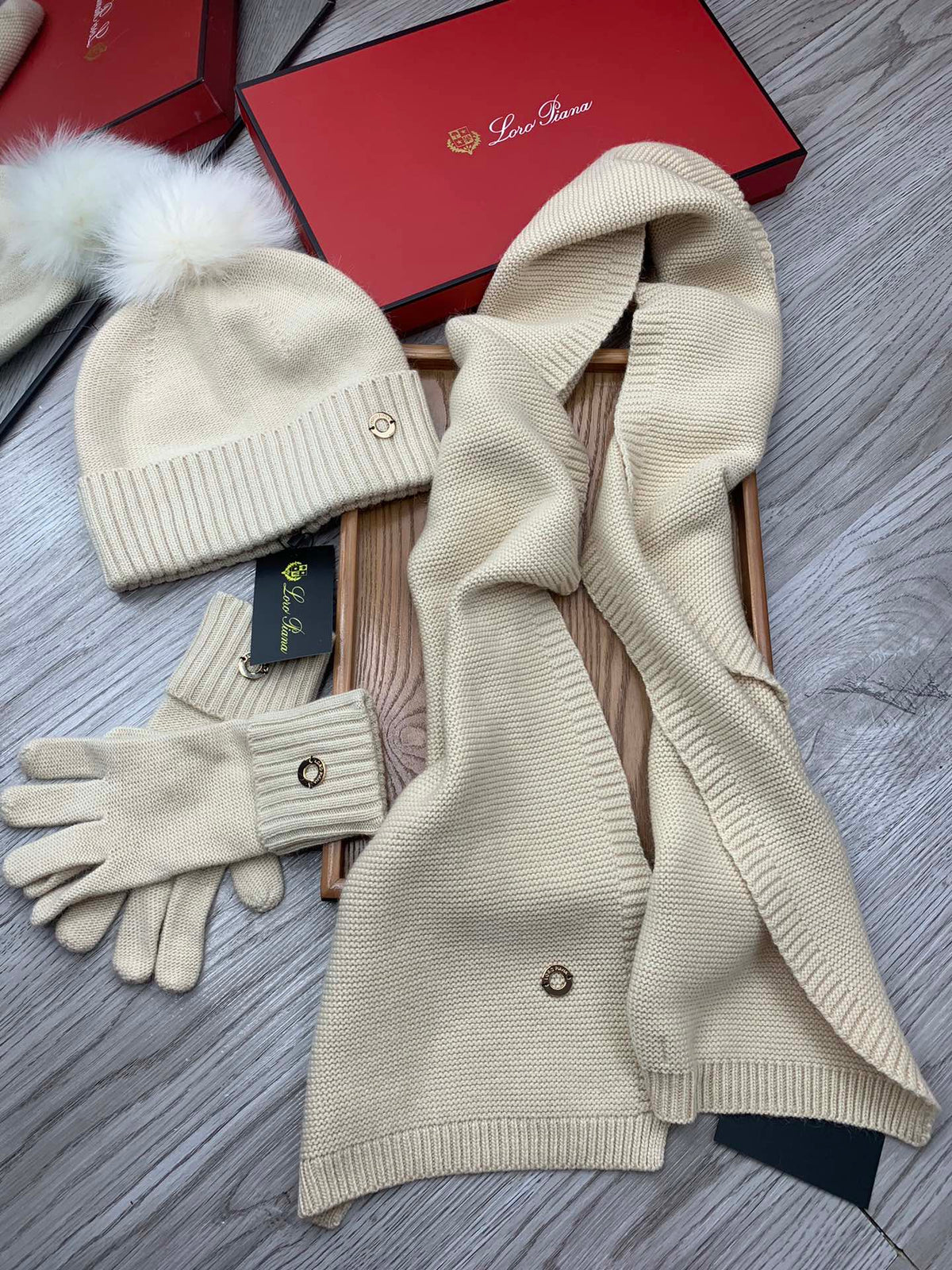 Loro Piana Hat Scarf Gloves Set Light Beige Knit Fur 475084
