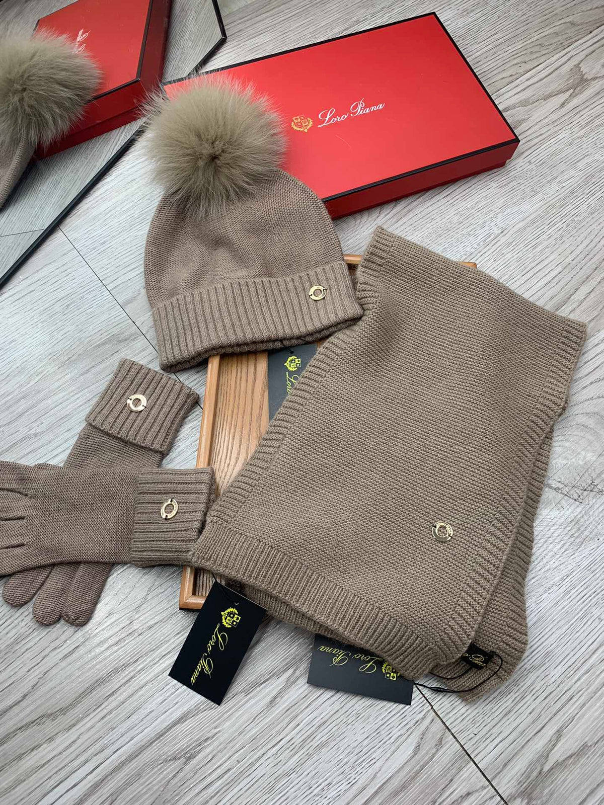 Loro Piana Hat Scarf Gloves Set Khaki Knit Fur 475083