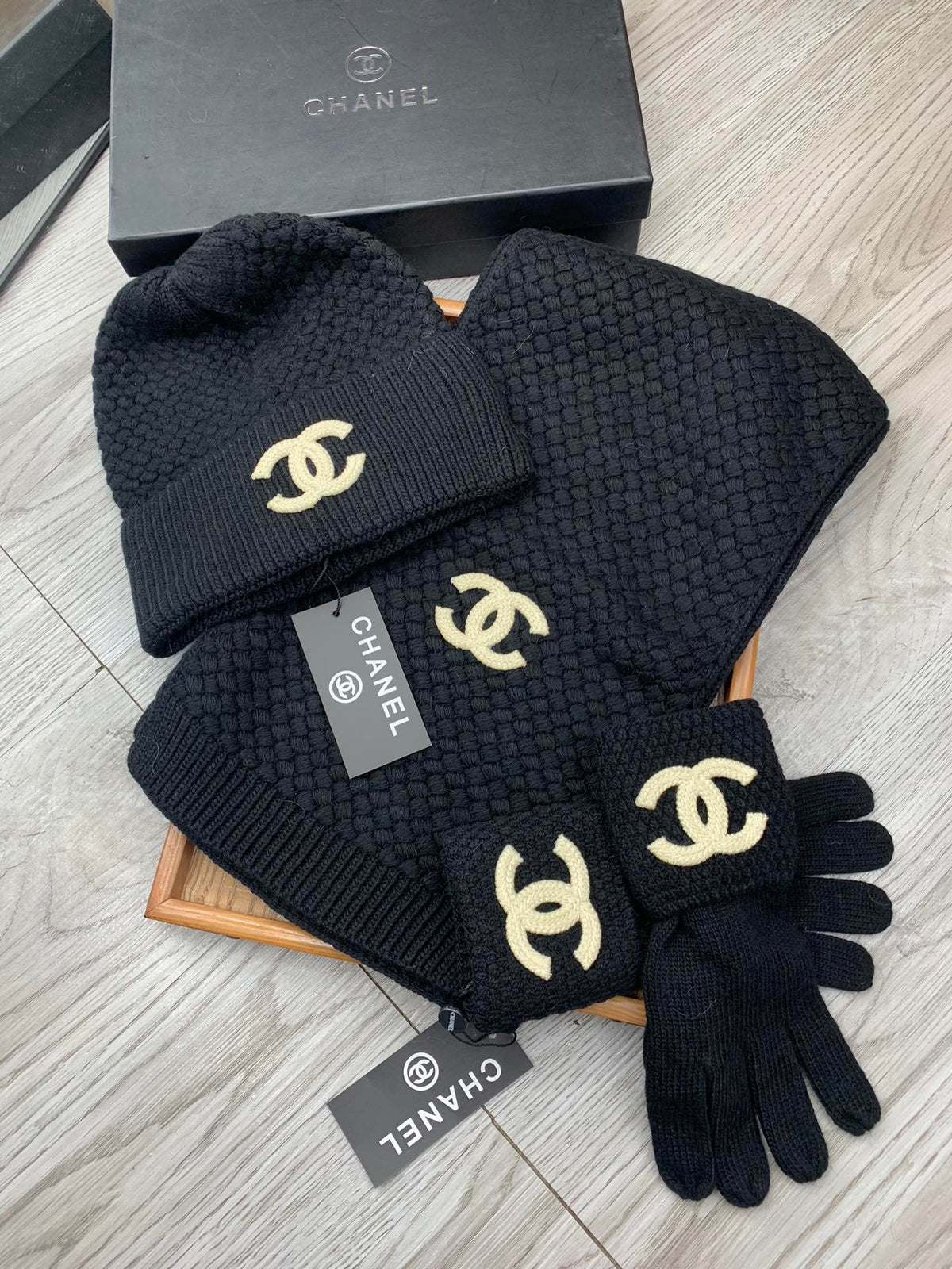CC Hat Scarf Gloves Set Black Knit Gold Logo 475105