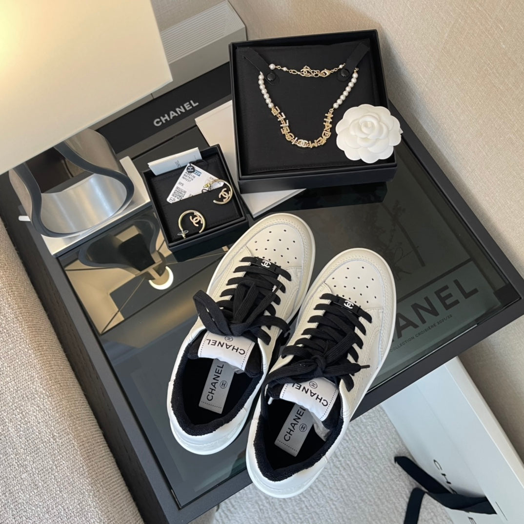 CC 22A Sneaker Black White Calfskin & Rubber 413922