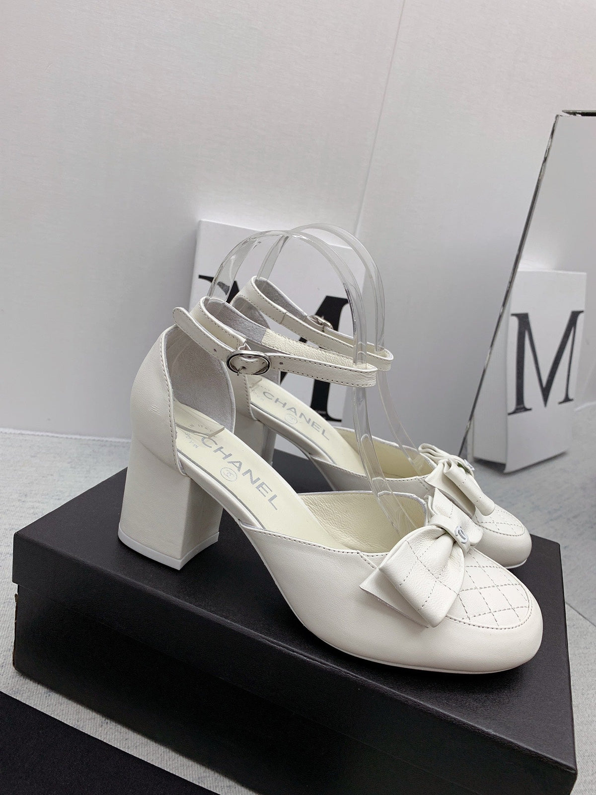 CC 26s Ankle Strap Heels 6cm White Leather 163416
