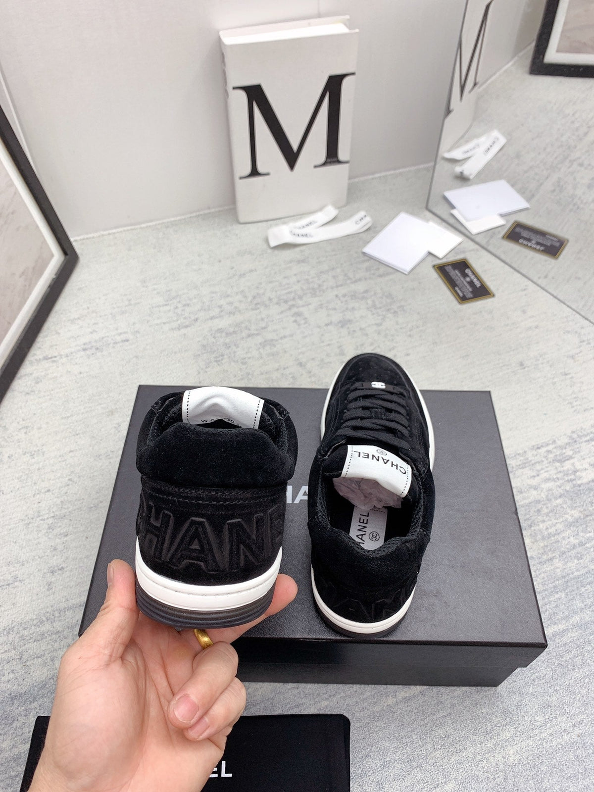 CC 26s Low Top Sneakers Black Suede Leather 160059