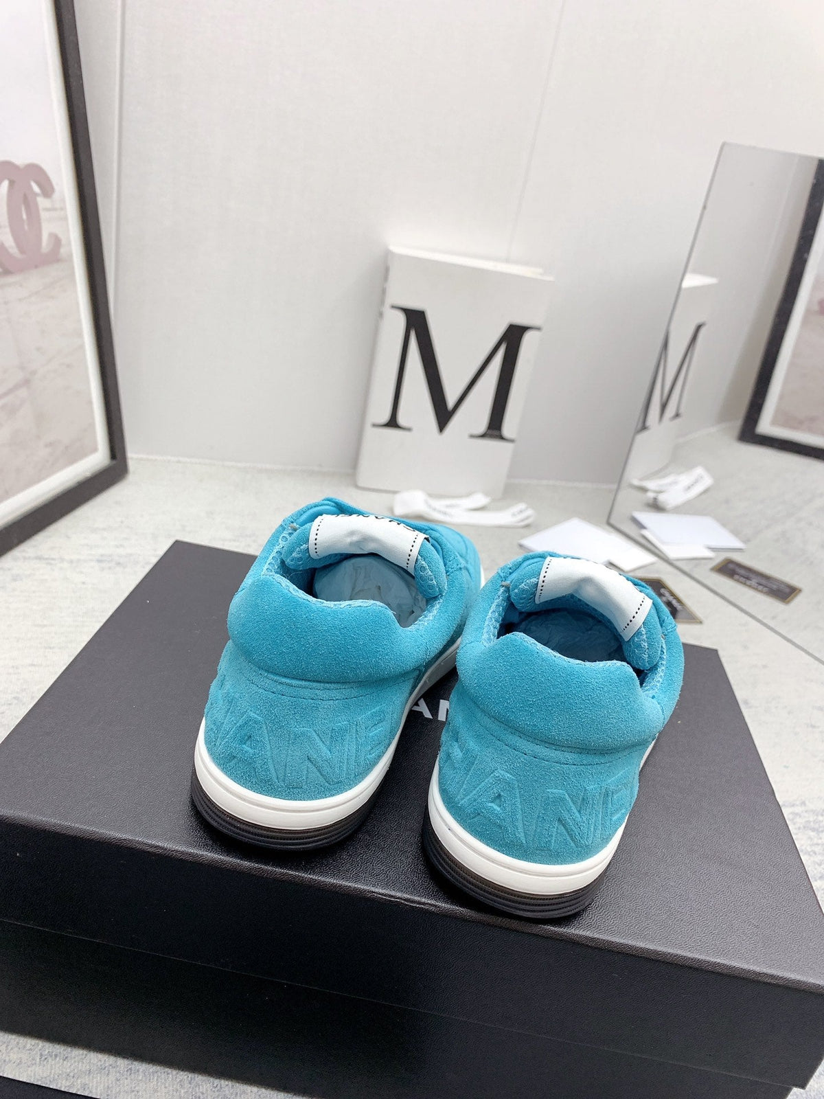 CC 26s Low Top Sneakers Blue Suede Leather 160061