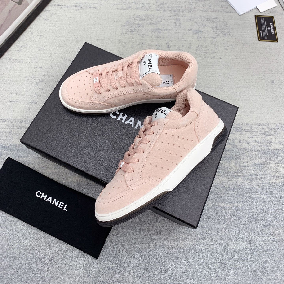 CC 26s Low Top Sneakers Pink Suede Leather 160064