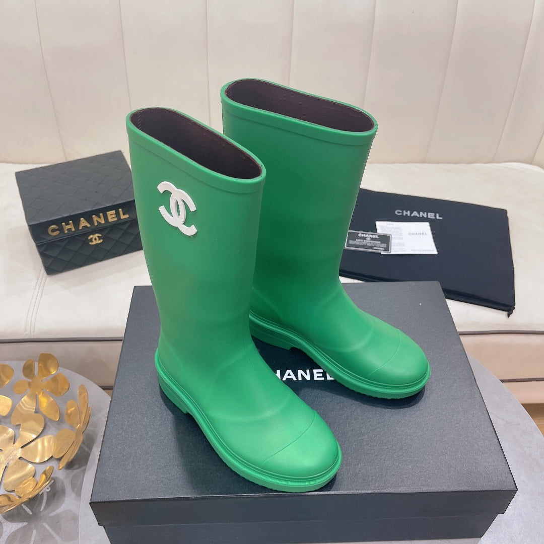 CC 26s Vintage Rain Boots Mint Green Rubber 476067