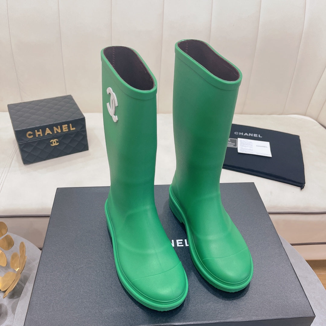 CC 26s Vintage Rain Boots Mint Green Rubber 476067
