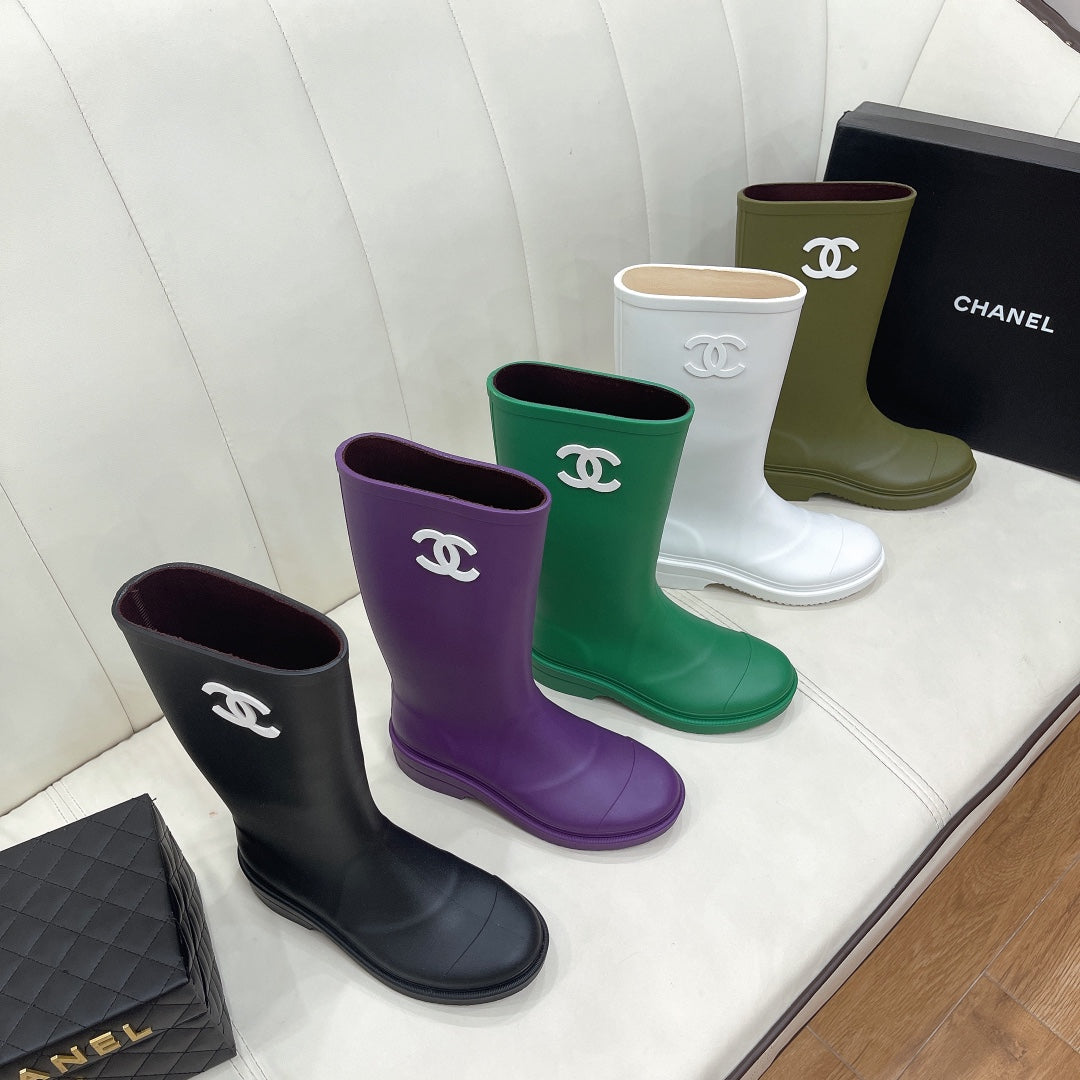 CC 26s Vintage Rain Boots Olive Green Rubber 476069