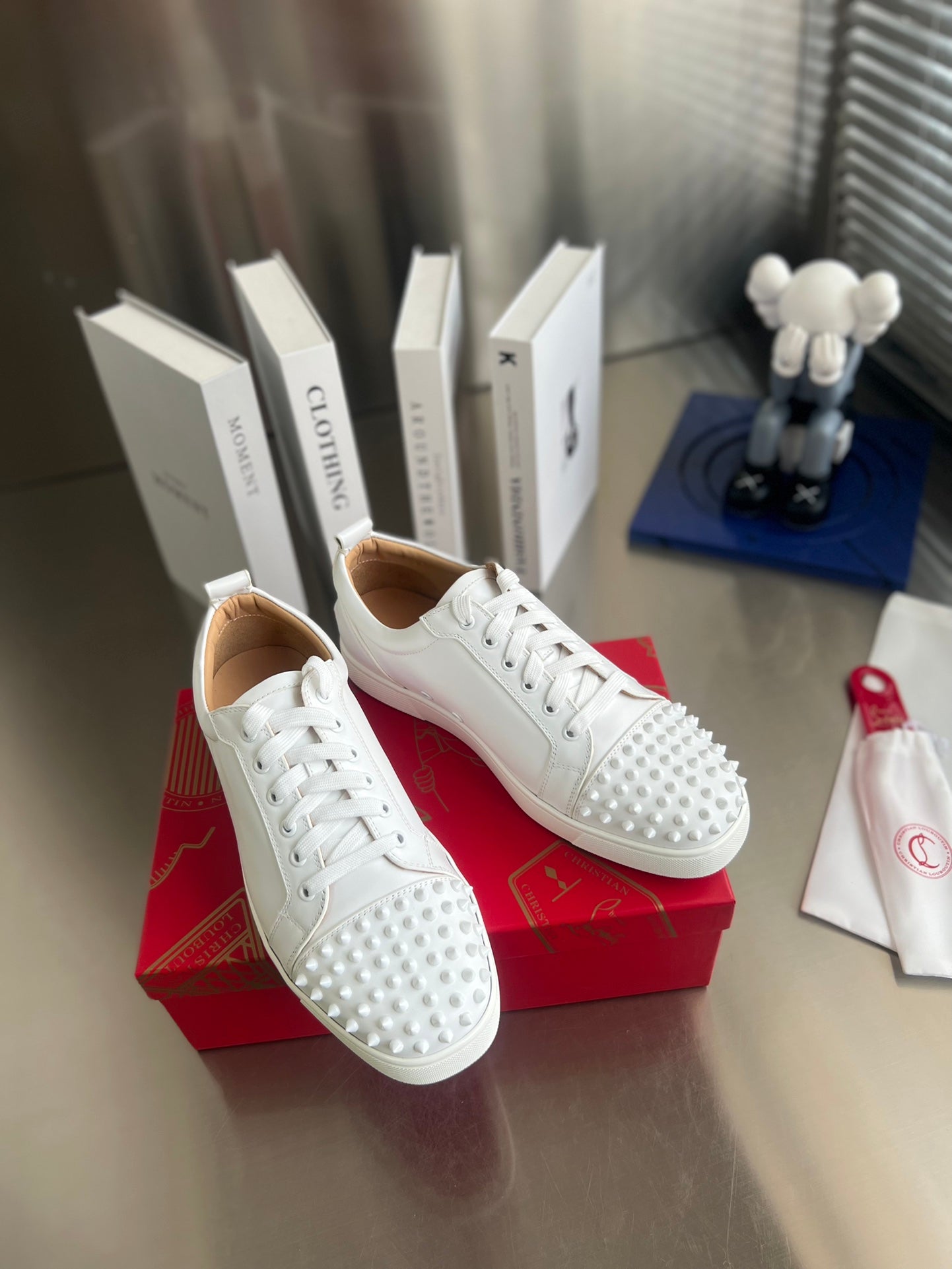CL Louis Junior Spikes Sneaker White Cowhide 332091