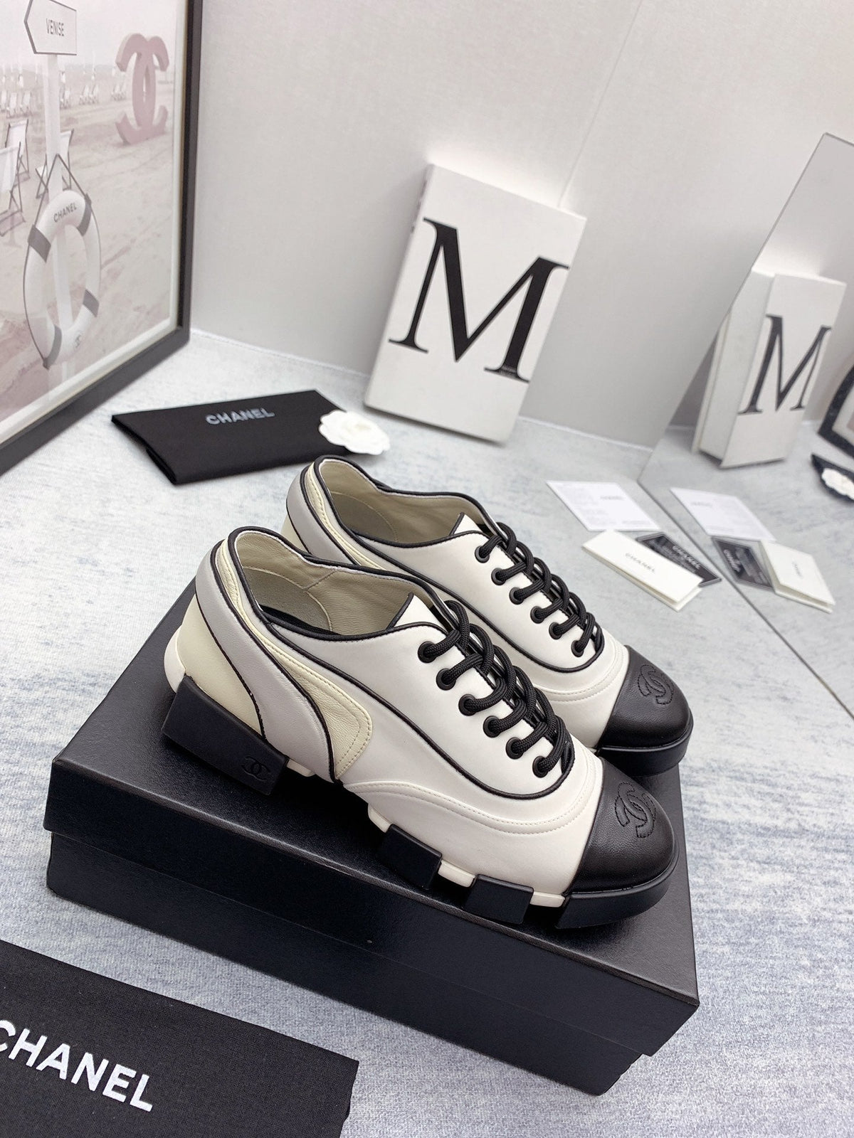 CC 26s Low Top Sneakers 4cm White Black Canvas 162985
