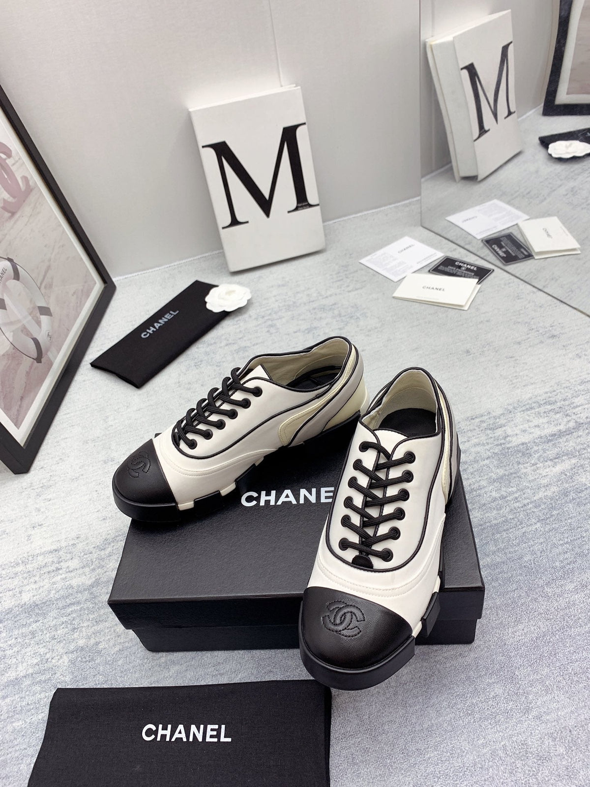 CC 26s Low Top Sneakers 4cm White Black Canvas 162985