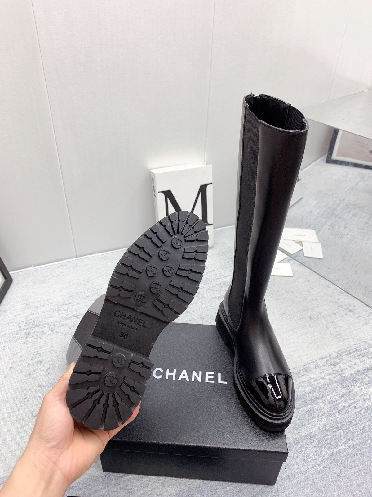CC 26s Knee High Chelsea Boots Black Calfskin Patent Leather 160112