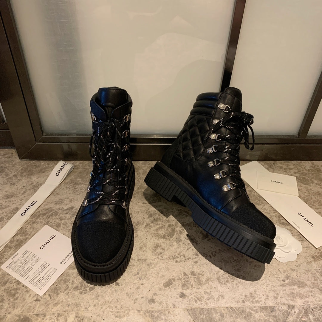 CC Combat Boots 50mm In Black Calfskin Quilted And Lycra Fabric 940072