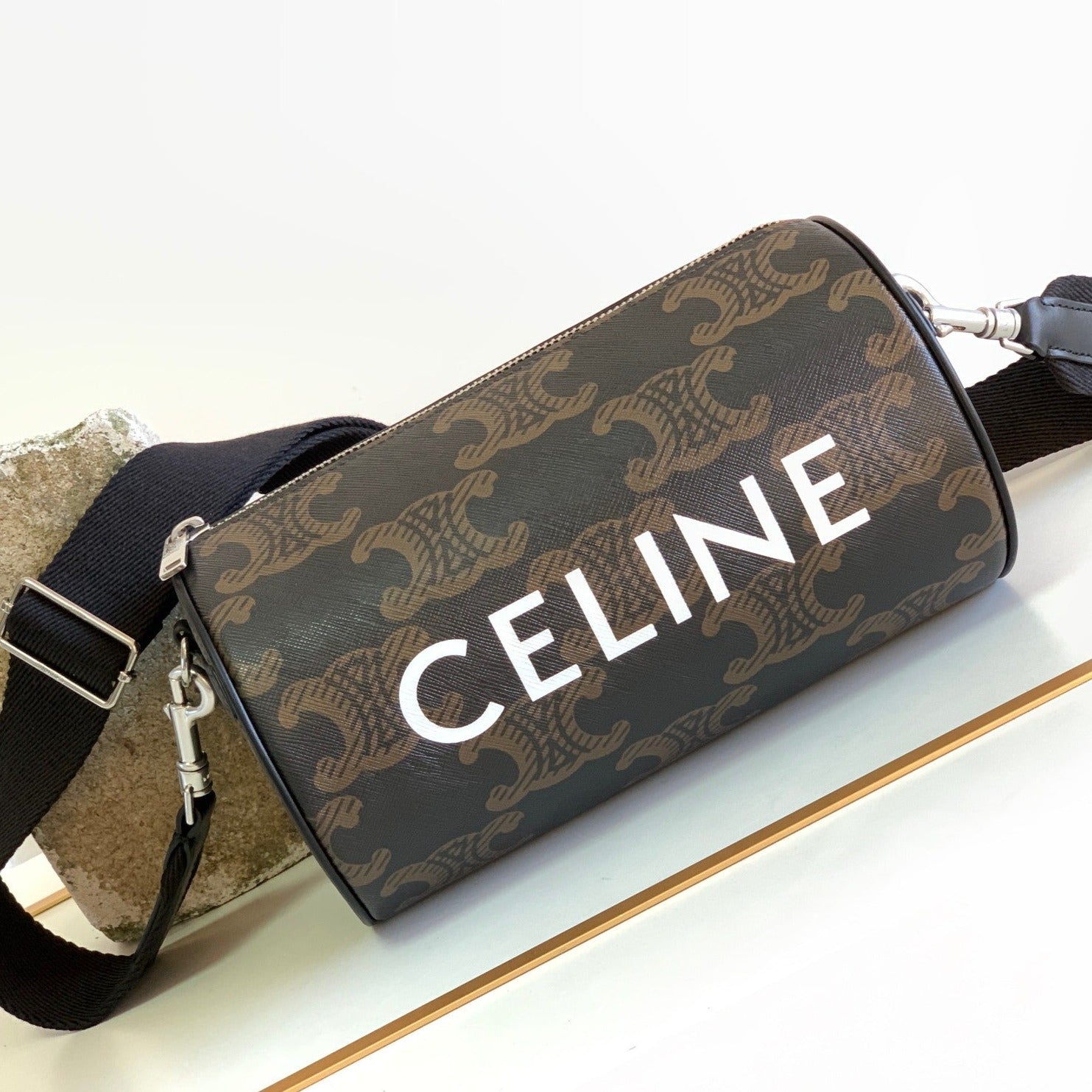 CYLINDRICAL 22 BAG BLACK BROWN COWHIDE