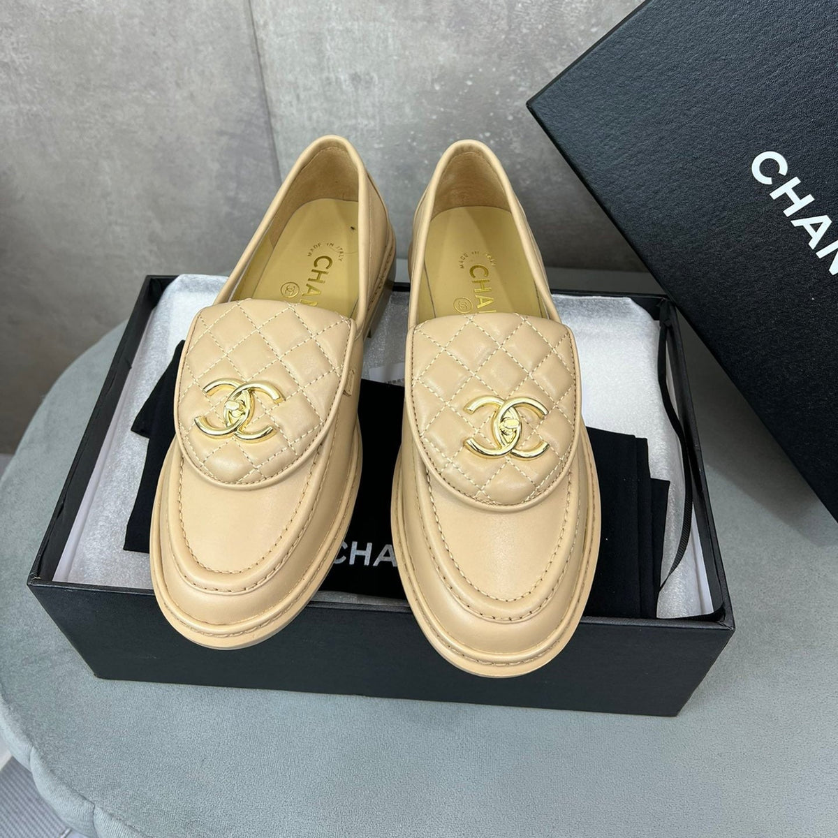 Chanel 26s Loafers In Beige Quilted Calfskin With CC Logo