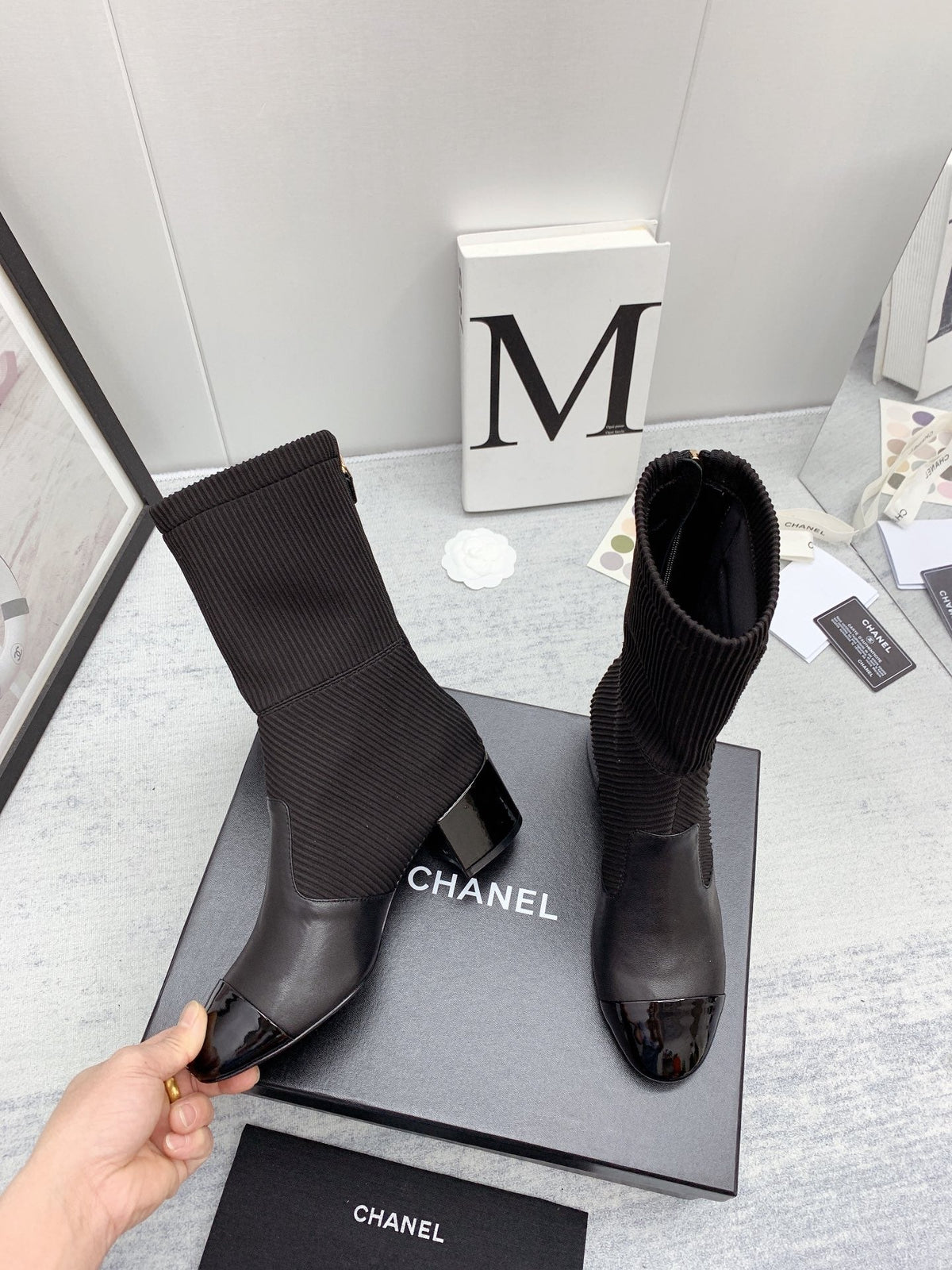 CC 26s Knit Boots Black Calfskin Patent Leather 160132