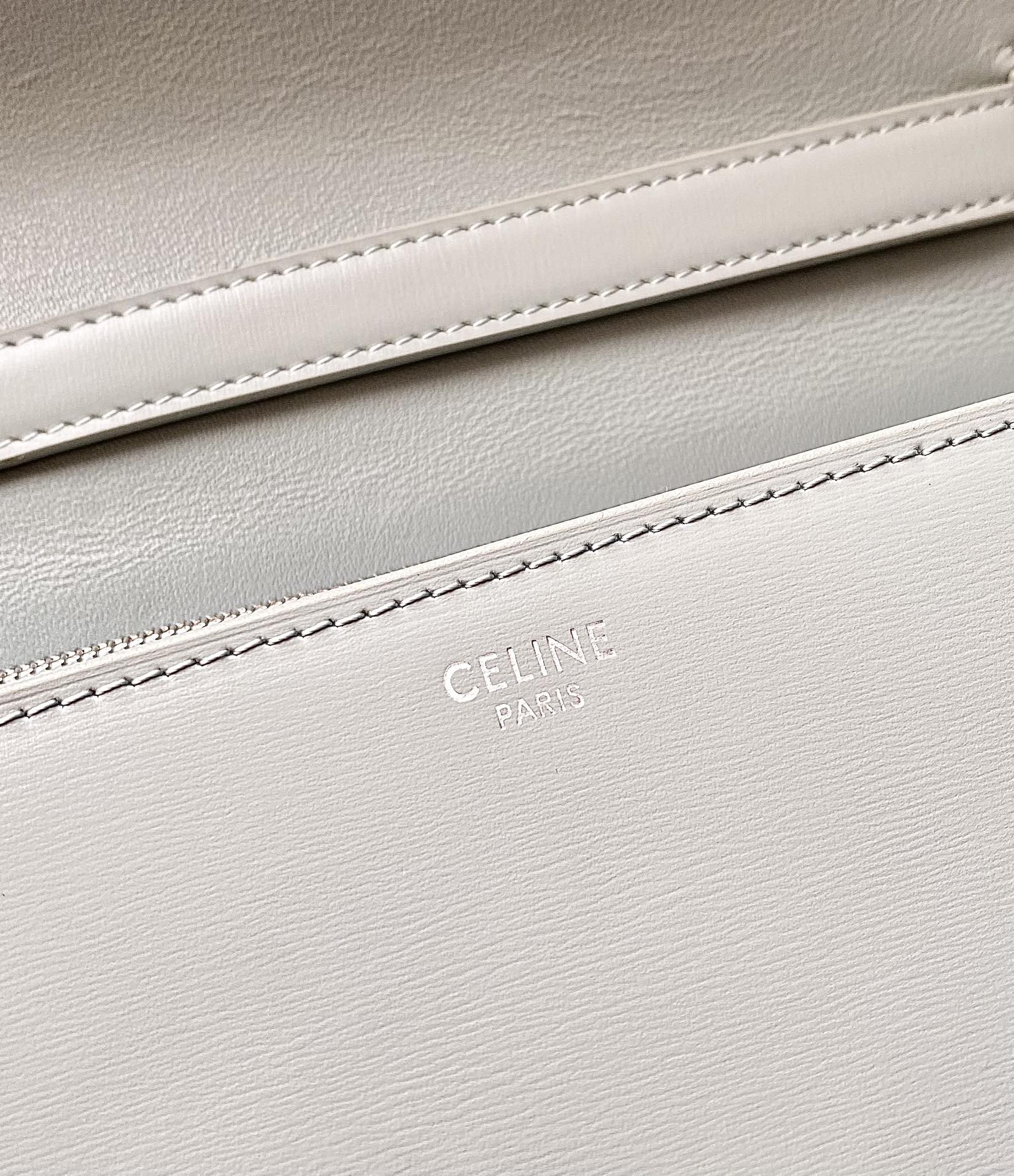 CELINE MEDIUM CLASSIQUE BAG 24CM LIGHT GREEN CALFSKIN