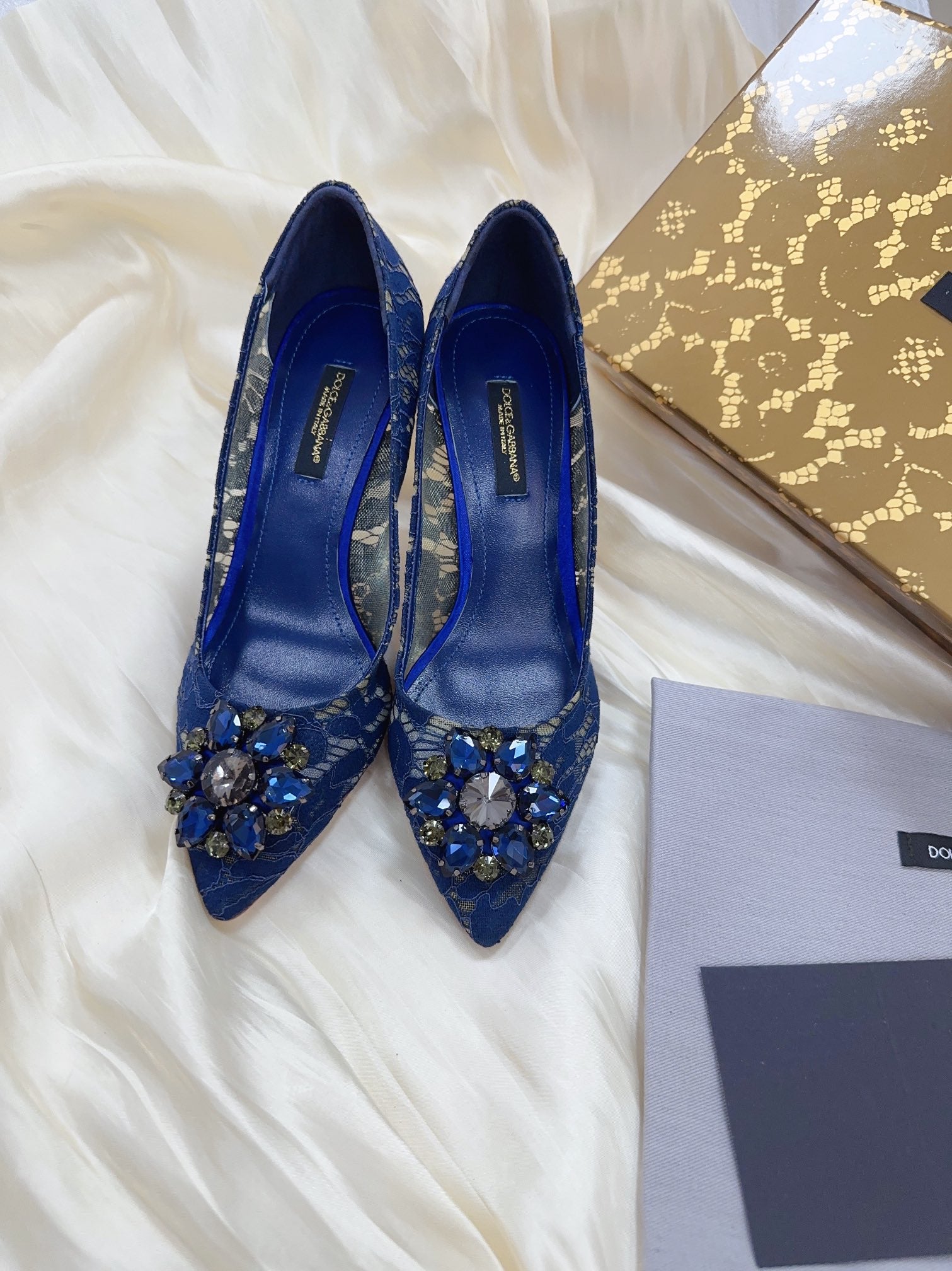 DC Floral Crystal Pumps Blue Genuine Leather & Lace 324772