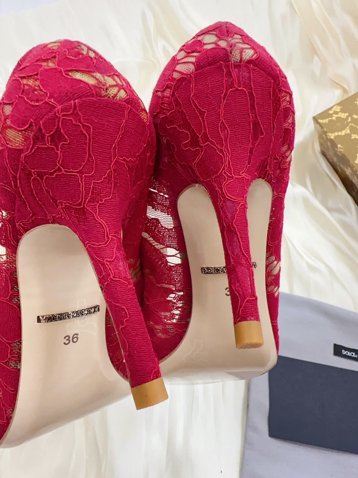 DC Floral Crystal Pumps Red Genuine Leather & Lace 324771
